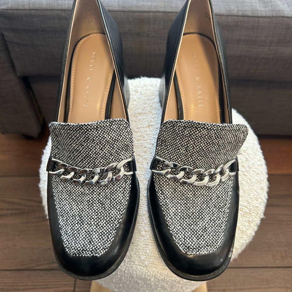 Preppy Classic Tweed Pumps/Loafers Black Faux Leather Exterior, Block Heel - Picture 2 of 8